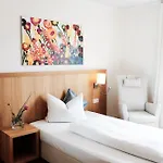 Romantik Hirschen 4*