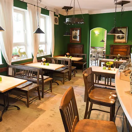 Hotel Romantik Hirschen 4*